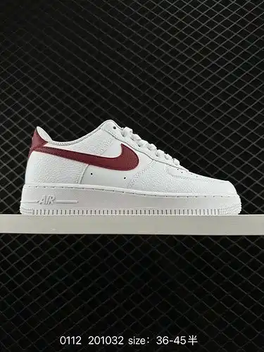 El 1d60g Nike Air Force 1D Low Air force, una zapatilla deportiva casual multifuncional de banda baj