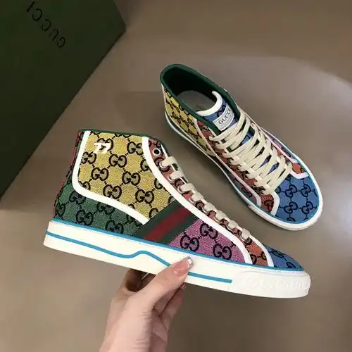 Gucci Código de zapatos masculinos y femeninos B6 Código femenino 339 Código masculino 3844