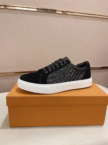 Código de calzado masculino LV 23b2 talla 3844