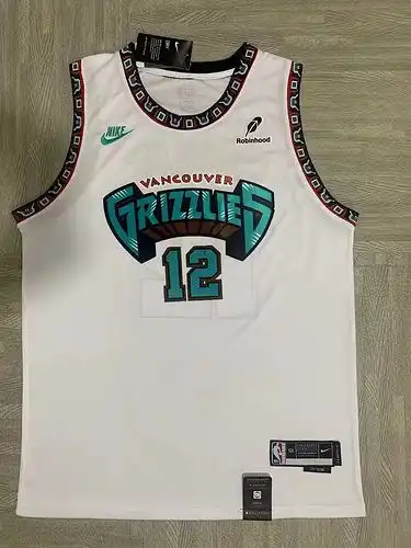 Temporada 242 Grizzlies 2 Morant retro versión blanca