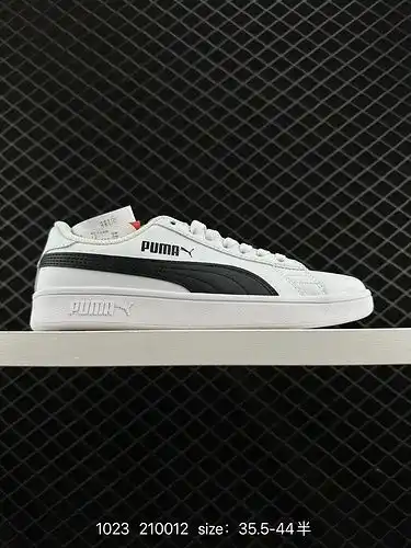 Los elementos clásicos de la serie Rihanna de zapatillas de pastel de esponja de suela gruesa Puma R