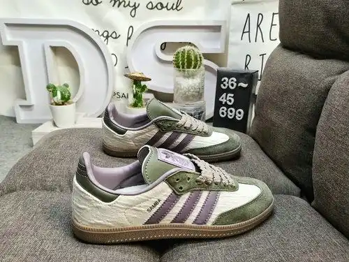 El 69e9ed Adidas Samba og W jp5x675x es el clásico del primer año de hace casi 70g. el terciopelo or