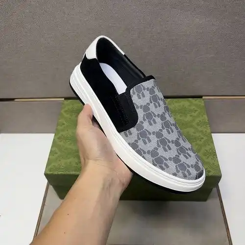 Zapatos masculinos Gucci talla 9b4 talla 3844