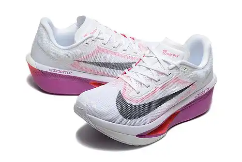 Zoomx vuela 6