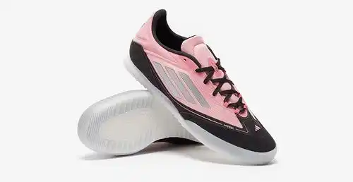 Llegan los zapatos de fútbol interior Adidas f5x0g