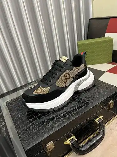 Código de zapatos masculinos Gucci 2b6 talla 3844
