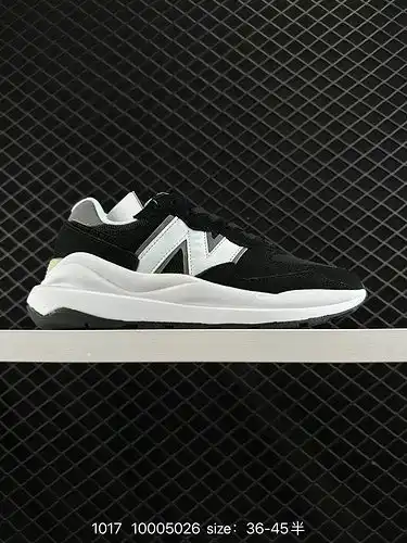 1d30g new balance nb5x740g series Stories Classic dad shoes retro running shoes Black and White m5x7
