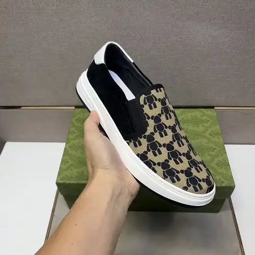 Zapatos masculinos Gucci talla 9b4 talla 3844