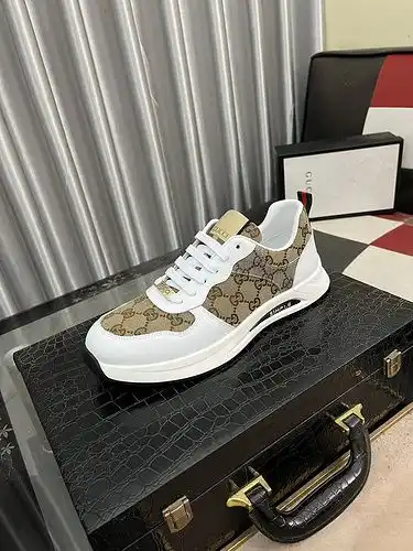 Código de zapatos masculinos Gucci 2b4 talla 3844