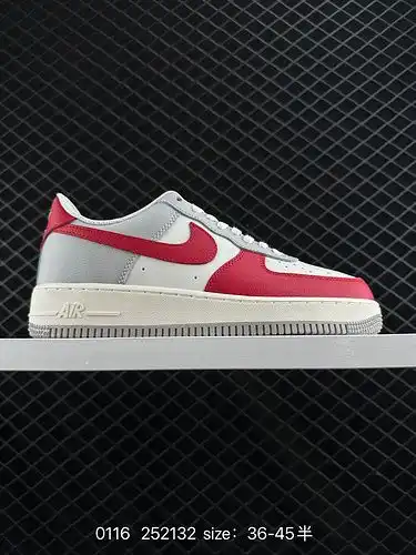 El 1d60g Nike Air Force 1D Low Air force, una zapatilla deportiva casual multifuncional de banda baj