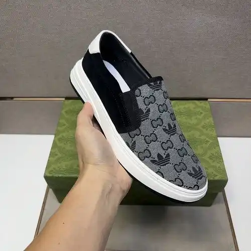 Zapatos masculinos Gucci talla 9b4 talla 3844