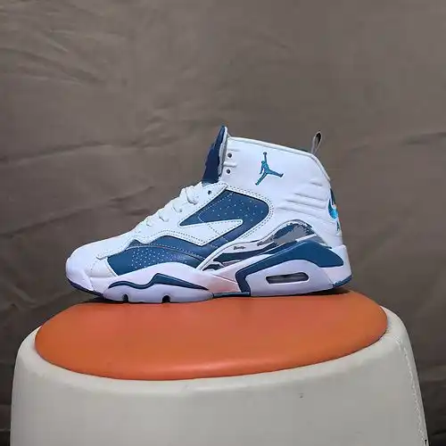 Blanco y azul 3645x