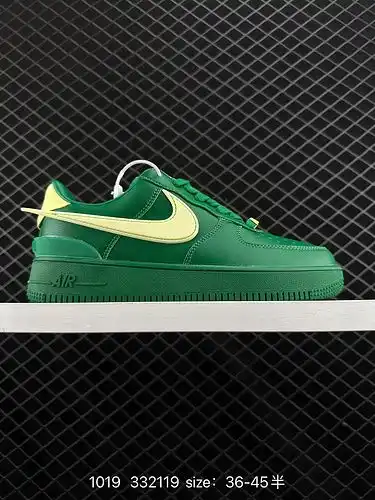 El emblemático swoosh conjunto 9e5x ambush x NK Air Force 1d0g7 Low SP Air Force One se extiende más