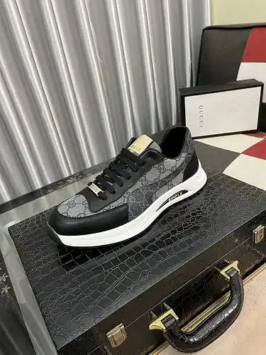 Código de zapatos masculinos Gucci 2b4 talla 3844