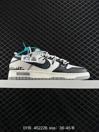 Las zapatillas 1d30g nike dunk low retro, con deconstrucción retro con zapatos de tabla y cordones c