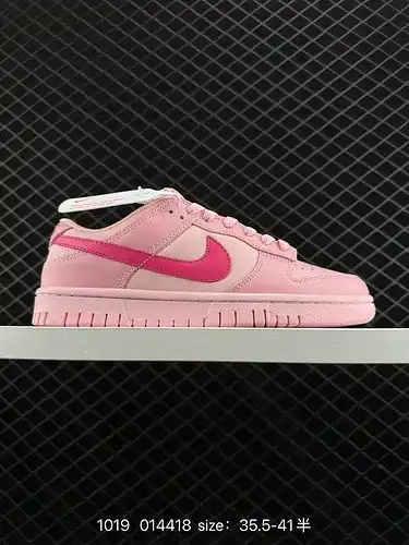 La zapatilla 9e0g nike dunk low retro, un clásico zapato de baloncesto de la era 80g, fue diseñada o