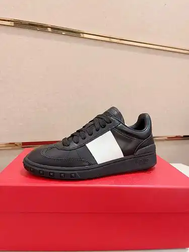 Zapatos masculinos y femeninos Valentino talla 23b6 talla 34