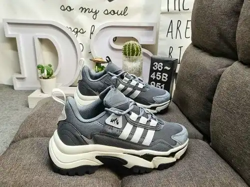 Las zapatillas de senderismo al aire libre 9e5x1d Adidas citywowlk recorren todas partes. esta zapat