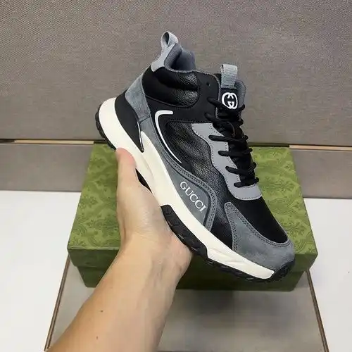 Código de zapatos masculinos Gucci 9b talla 3844