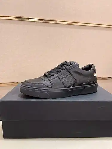 Los zapatos masculinos Boss son personalizables en talla 23c 6 y talla 38.444, sin necesidad de reem