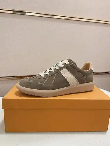 Código de calzado masculino LV 23b3 talla 3844