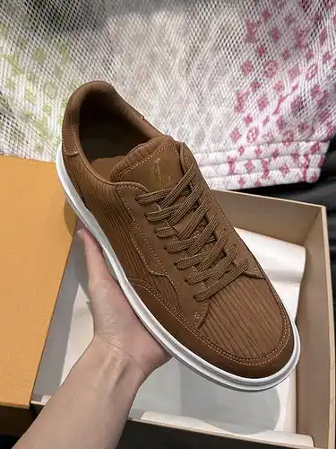 Código de calzado masculino LV 3B4 talla 38.444 personalizada