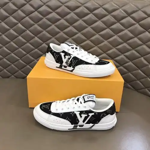 Código de calzado masculino LV 3B4 talla 38.444 personalizada