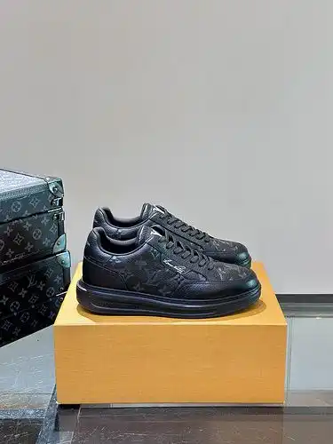 Código de calzado masculino LV 3B4 talla 38.444 personalizada