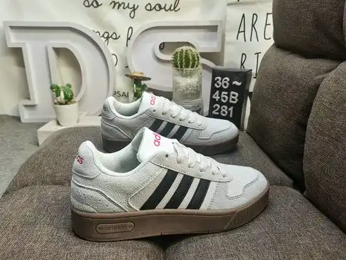 La nueva colección de zapatillas casuales multifuncionales de moda de 2c81dd Adidas DPAD class, con 