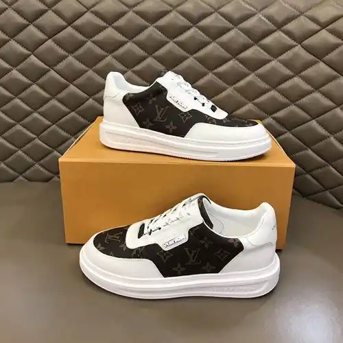 Código de calzado masculino LV 3B4 talla 38.444 personalizada