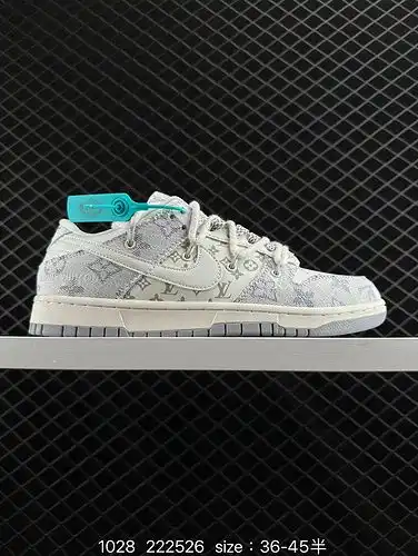 La zapatilla 1d30g nike dunk Low retro deconstruye los tirantes, los cordones y los zapatos gucci, u