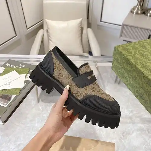Guqi Código de zapatos masculinos y femeninos 2c2 Código femenino 342 Código masculino 3946