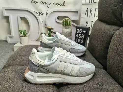 El prototipo 1D boost de Adidas Racing 1d62cd es ligero y retro, y el nuevo material de suela de amo
