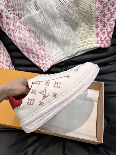Código de calzado masculino LV 3B4 talla 38.444 personalizada