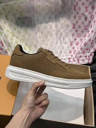 Código de calzado masculino LV 3B4 talla 38.444 personalizada