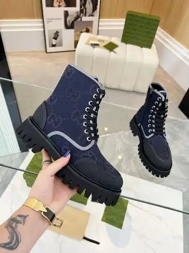 El Código de zapatos masculinos y femeninos de guqi es 2c4, el Código femenino es 342, el Código mas