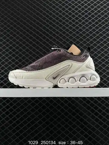 La nueva zapatilla Nike Air Max DN 1d70g es una elegante zapatilla de correr que ofrece una experien