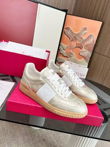Valentino zapatos masculinos y femeninos 2c4 mujeres 34 hombres 3846 mujeres 44 hombres 38 446 perso