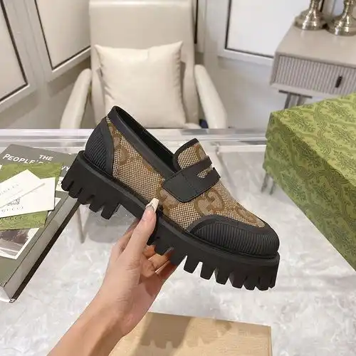 Guqi Código de zapatos masculinos y femeninos 2c2 Código femenino 342 Código masculino 3946