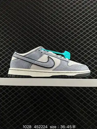 La versión original en papel del sistema de media yarda real de zapatos masculinos y femeninos de la