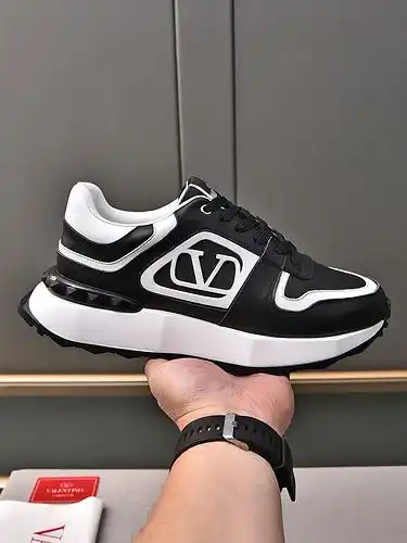 Calzado masculino Valentino Código 27c2 talla 39 444 personalizado