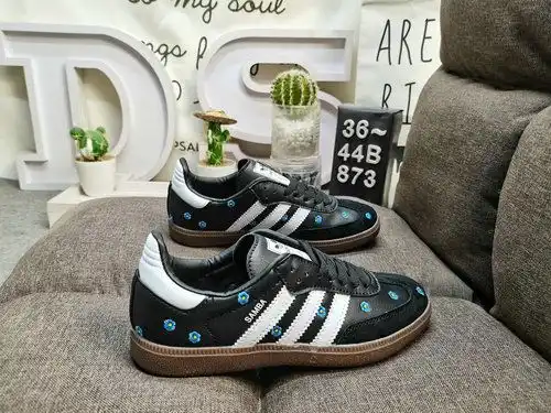 873d adicas Samba og W if439e7 Classic Originals se derivan de modelos de zapatos delgados producido