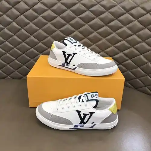 Código de calzado masculino LV 3B4 talla 38.444 personalizada