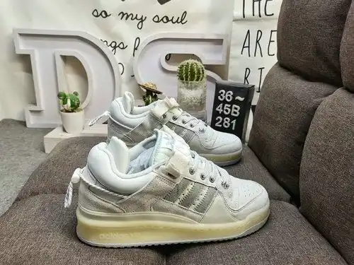El sistema de media yarda estándar real de zapatos masculinos y femeninos puros y originales 2c81dd 