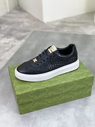 Zapatos masculinos Gucci 3B4 3844