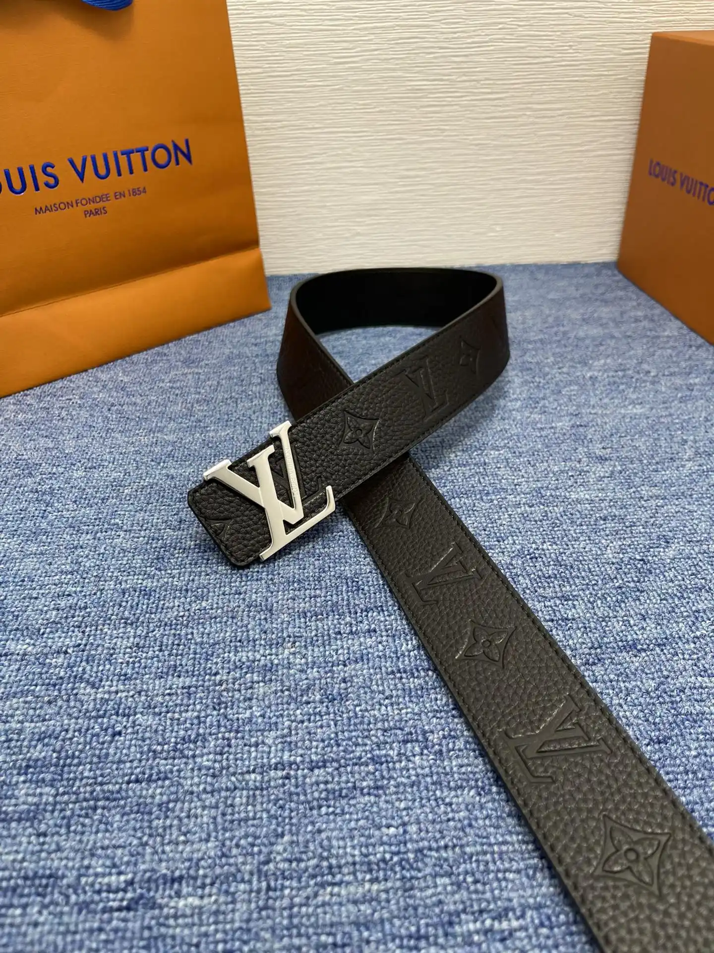 HR001250 (5).webp