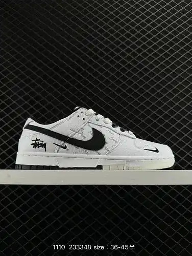 El zapato de tabla 1d70g Nike SB Dunk Low pro es el clásico zapato de patinaje casual multifuncional