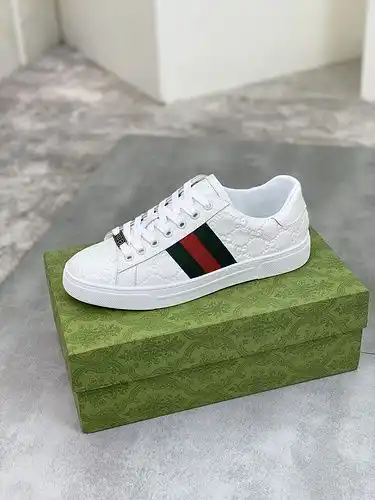 Código de zapatos masculinos Gucci 3b talla 3844