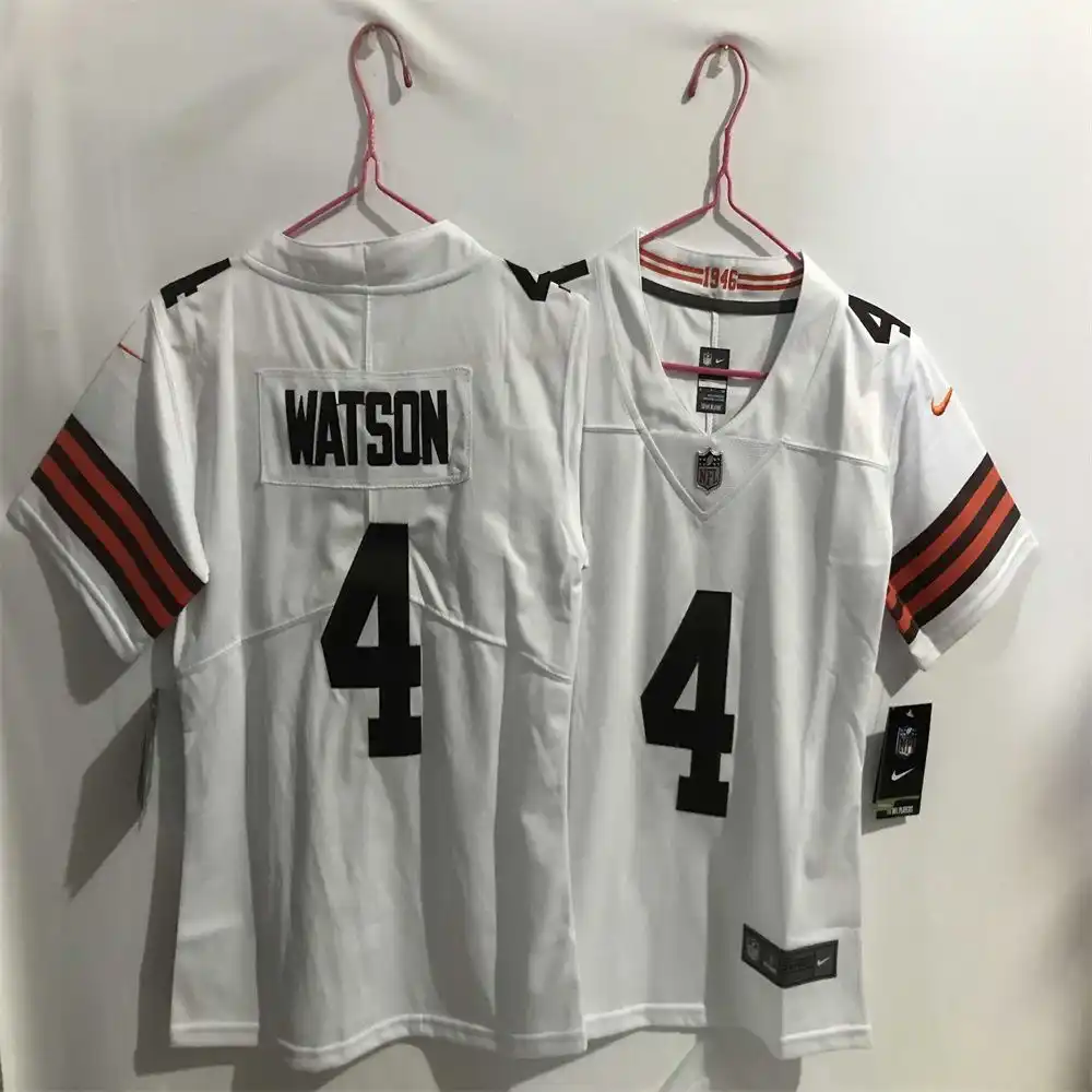 布朗4白色_new.webp