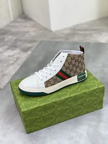 Código de zapatos masculinos Gucci 3b talla 3844
